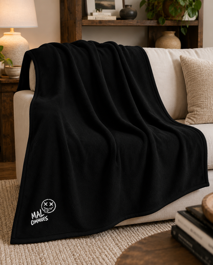 Couverture Brodée Mal Commodes -  50" X 60"